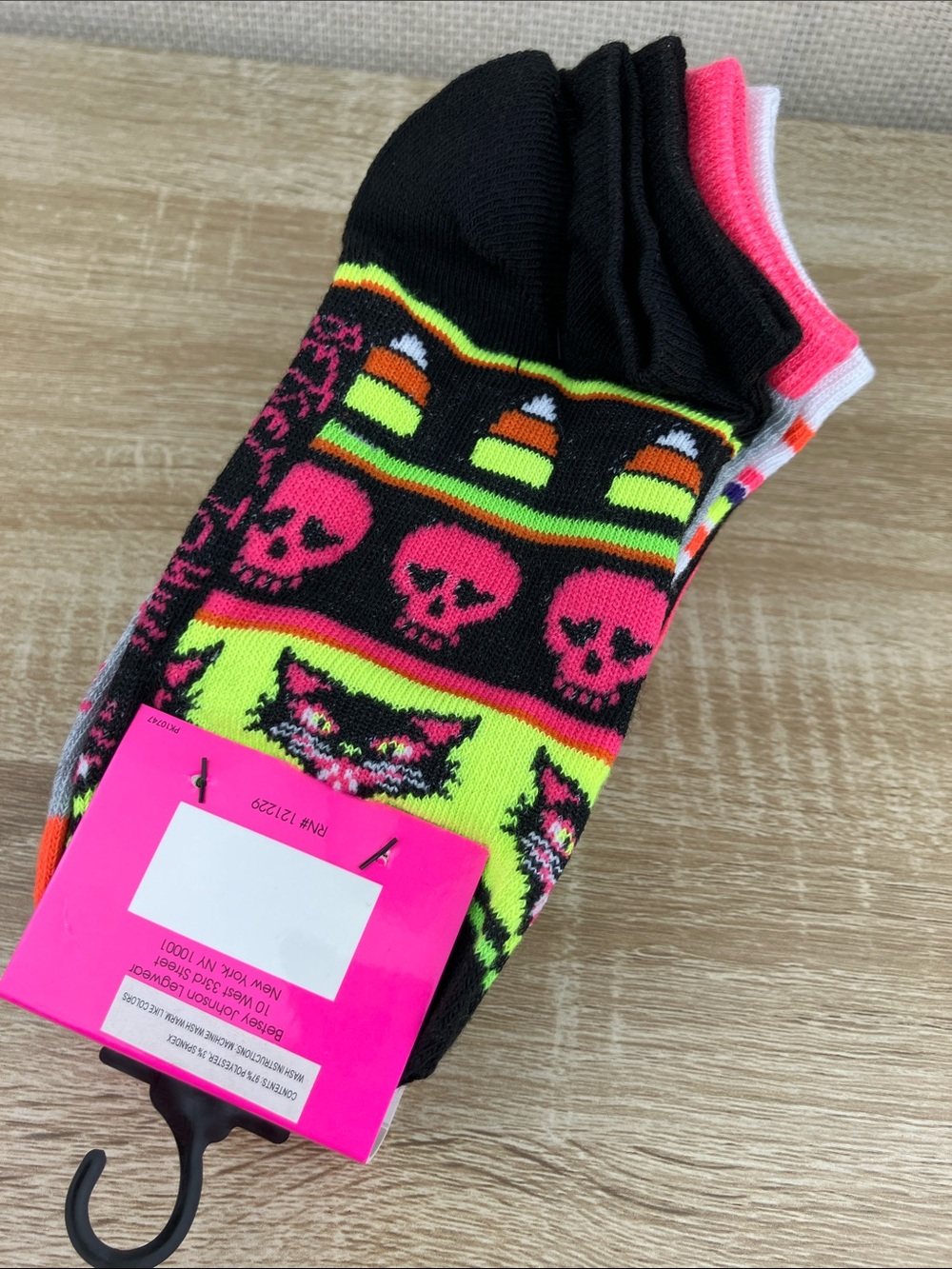 10 PAIRS Halloween Betsey Johnson Socks Low Cuts Skulls Rainbow Goth NWT